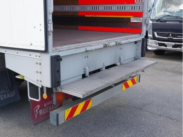 ISUZU GIGA 2018 Image 31