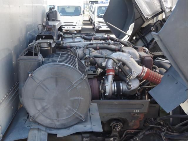 ISUZU GIGA 2018 Image 31