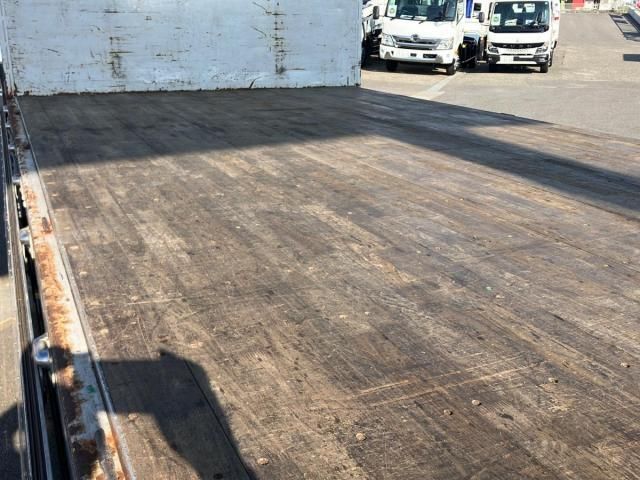 NISSAN DIESEL QUON 2016 Image 31