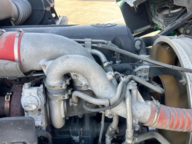 NISSAN DIESEL QUON 2016 Image 31