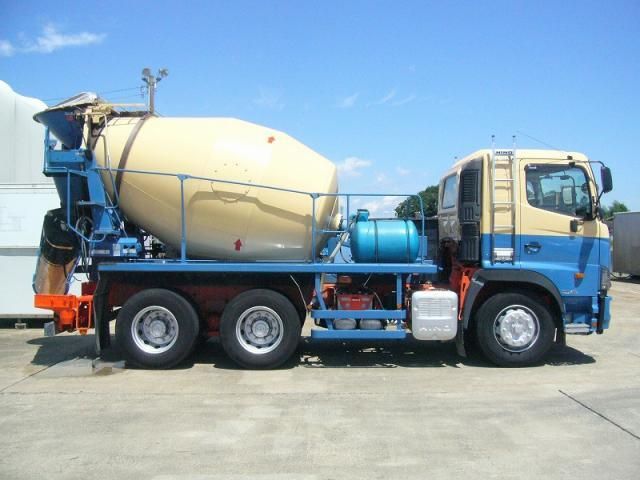 HINO PROFIA 2014 Image 31