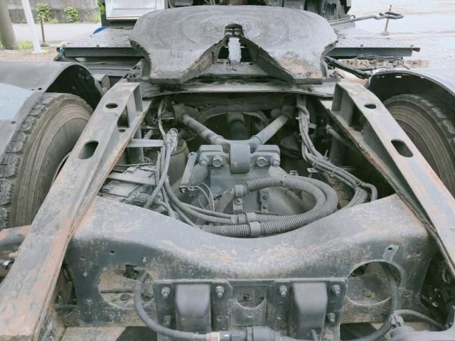 HINO PROFIA 2004 Image 31