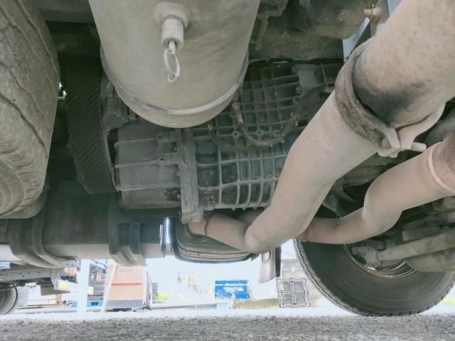 HINO PROFIA 2004 Image 31