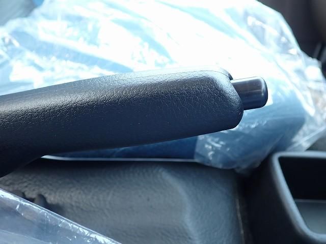 MITSUBISHI CANTER 2025 Image 31