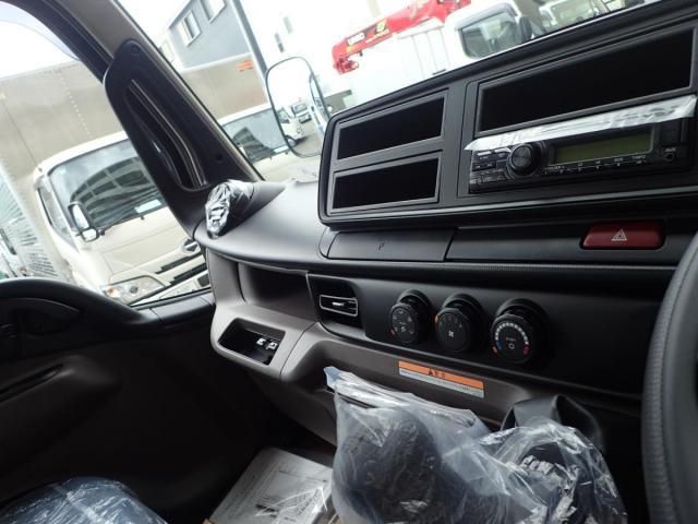 MITSUBISHI CANTER 2025 Image 31