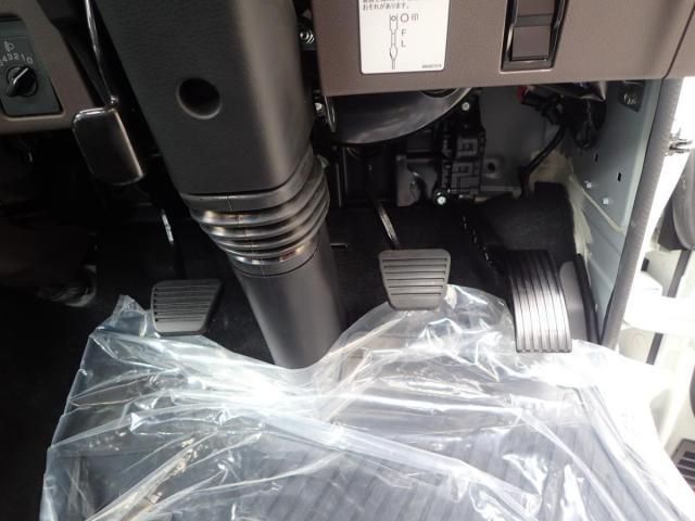 MITSUBISHI CANTER 2025 Image 31