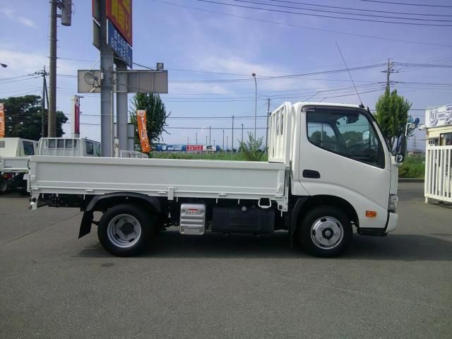 HINO DUTRO 2022 Image 31