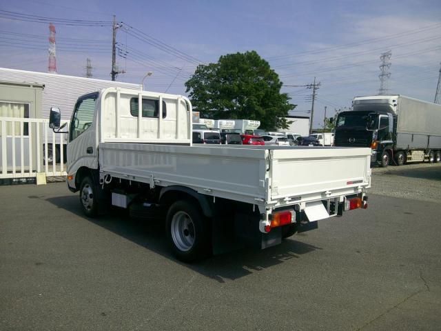 HINO DUTRO 2022 Image 31