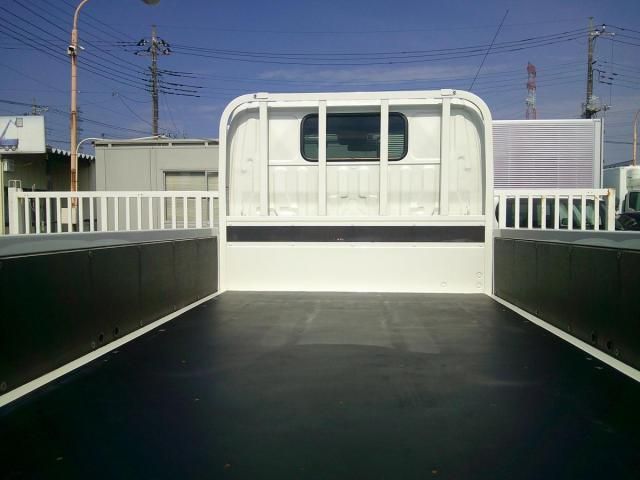 HINO DUTRO 2022 Image 31