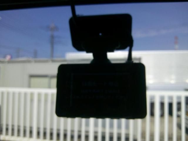 HINO DUTRO 2022 Image 31