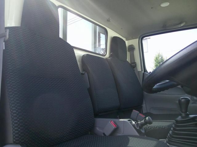 HINO DUTRO 2022 Image 31