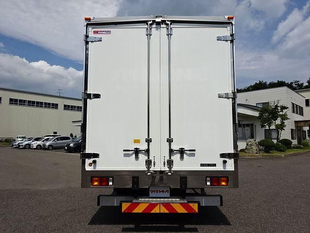 MITSUBISHI FUSOU FIGHTER 2023 Image 31