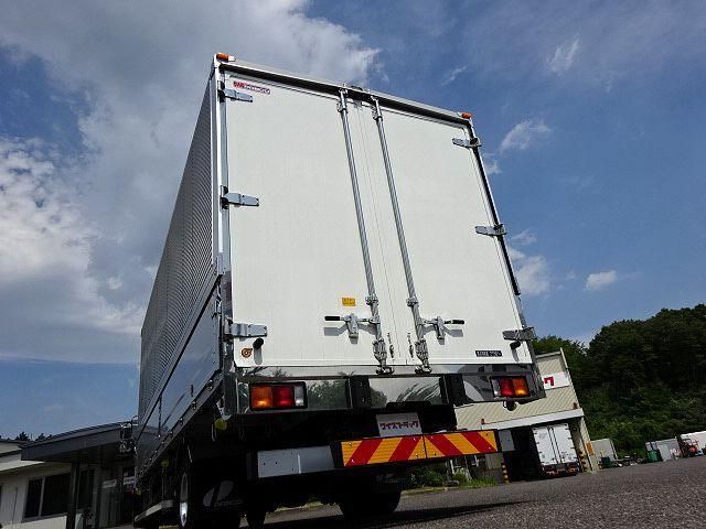 MITSUBISHI FUSOU FIGHTER 2023 Image 31