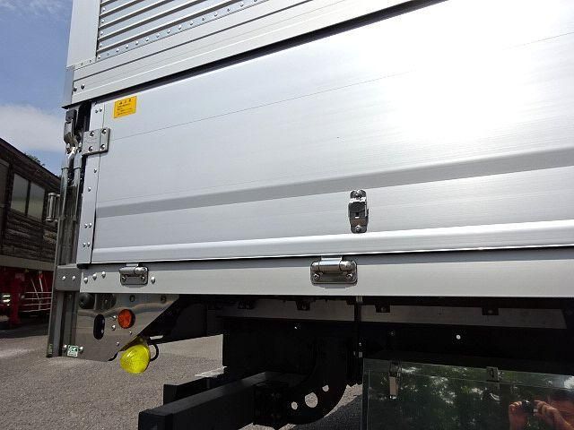 MITSUBISHI FUSOU FIGHTER 2023 Image 31