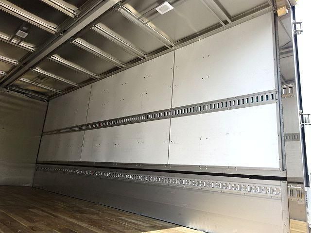 MITSUBISHI FUSOU FIGHTER 2023 Image 31