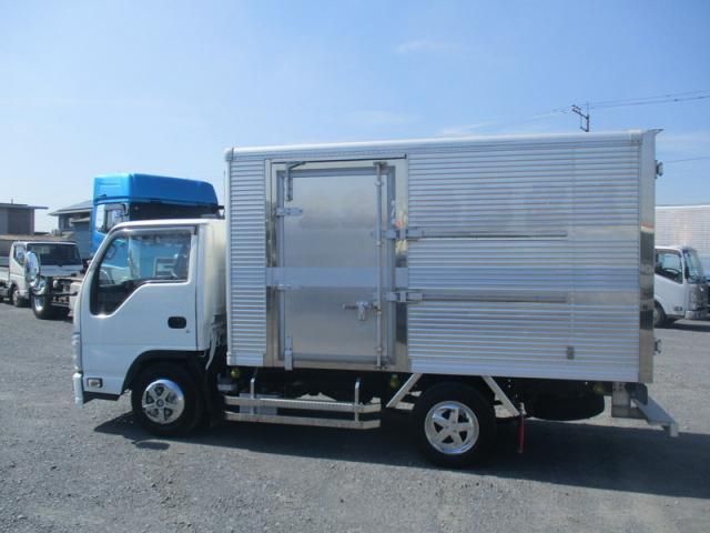 ISUZU ELF 2015 Image 31