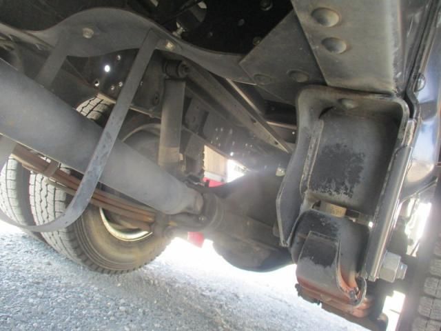 ISUZU ELF 2015 Image 31