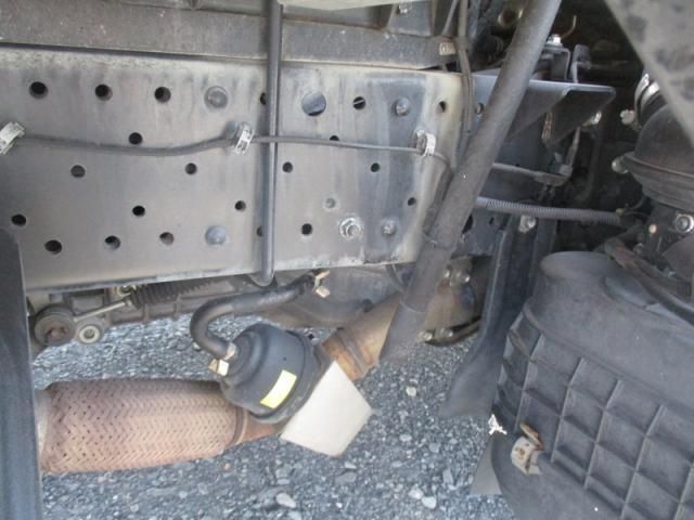 ISUZU ELF 2015 Image 31