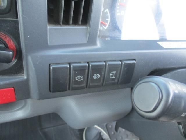 ISUZU ELF 2015 Image 31