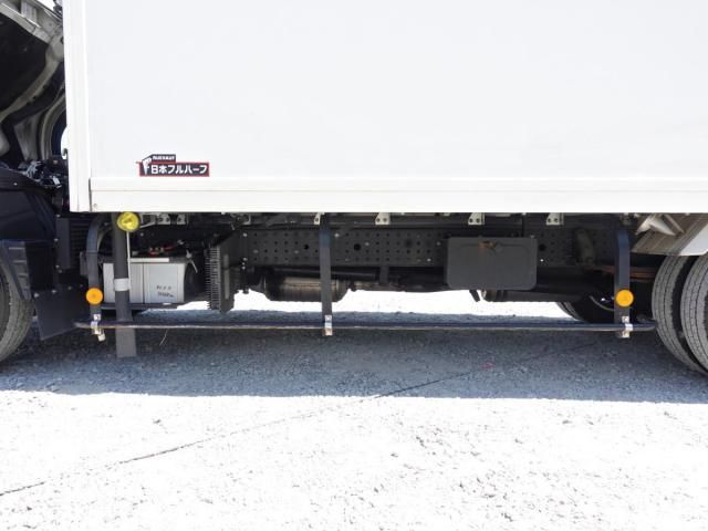 MITSUBISHI CANTER 2020 Image 31