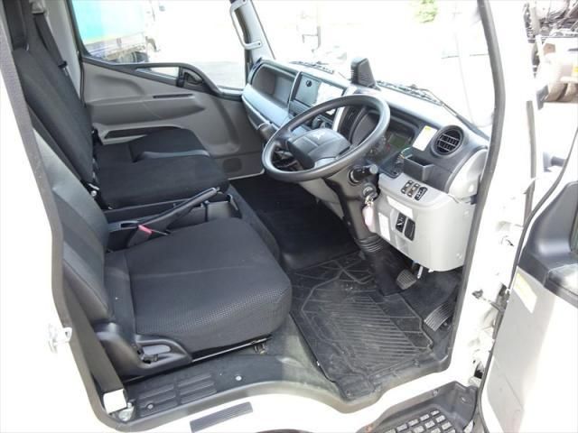 MITSUBISHI CANTER 2020 Image 31