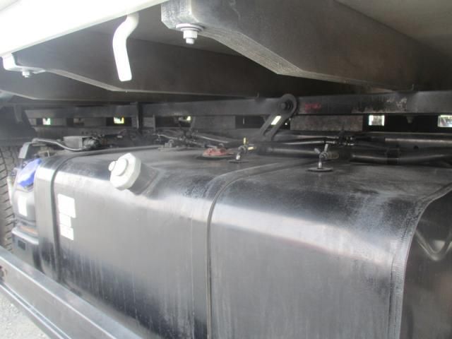 ISUZU ELF 2019 Image 31