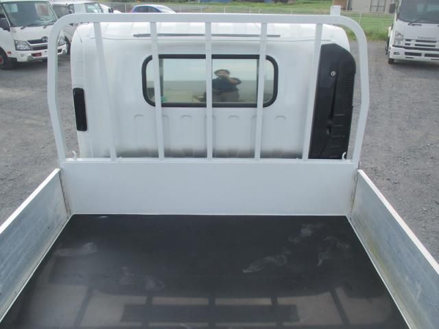 ISUZU ELF 2019 Image 31