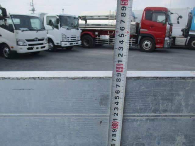 ISUZU ELF 2019 Image 31