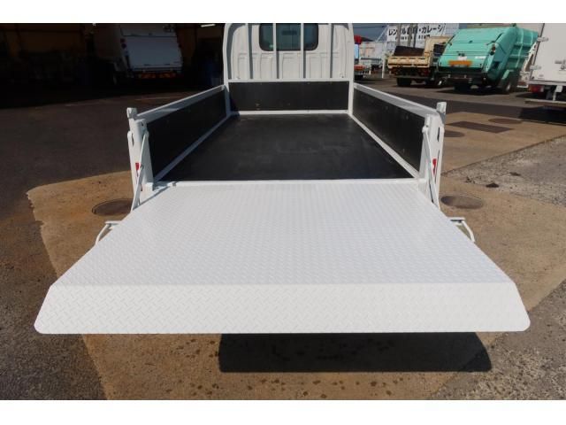 ISUZU ELF 2014 Image 31