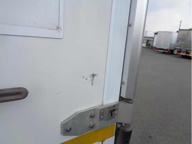 ISUZU ELF 2020 Image 31