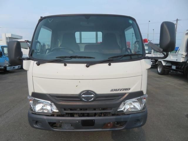 HINO DUTRO 2018 Image 31