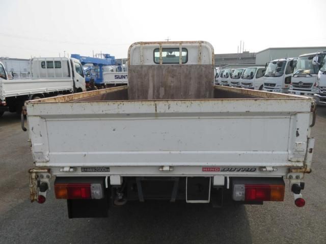 HINO DUTRO 2018 Image 31