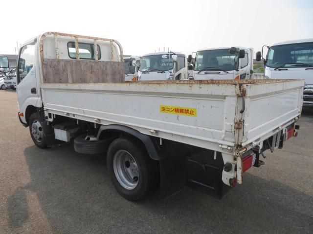 HINO DUTRO 2018 Image 31