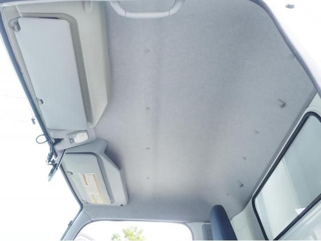 MITSUBISHI CANTER 2013 Image 31