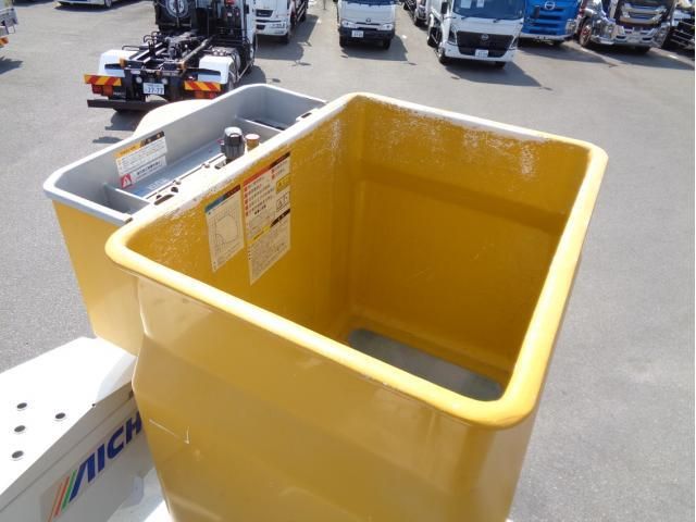 HINO DUTRO 2018 Image 31