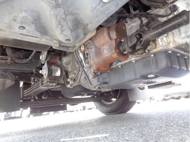 HINO DUTRO 2018 Image 31