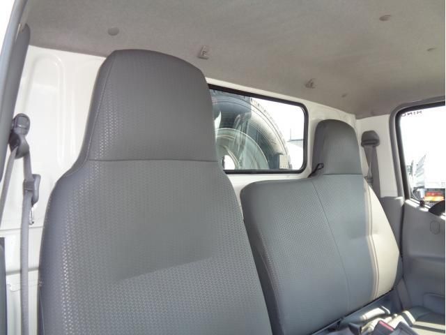 HINO DUTRO 2018 Image 31