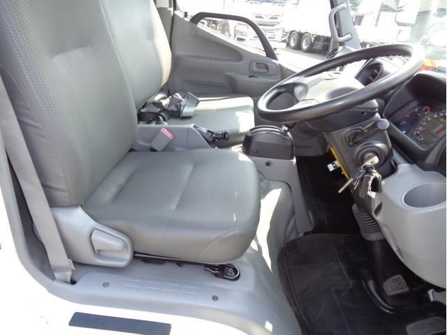 HINO DUTRO 2018 Image 31