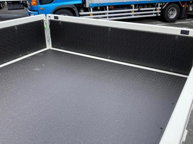 HINO DUTRO 2024 Image 31