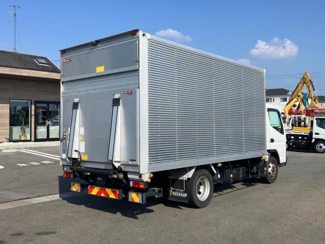 MITSUBISHI CANTER 2018 Image 31
