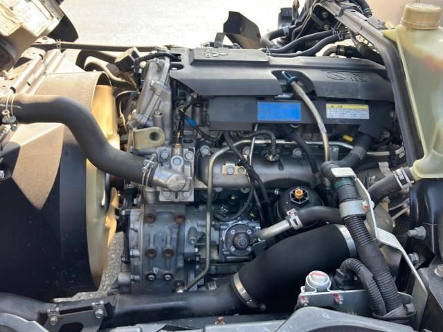 MITSUBISHI CANTER 2018 Image 31