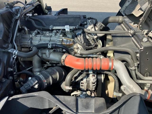 MITSUBISHI CANTER 2018 Image 31