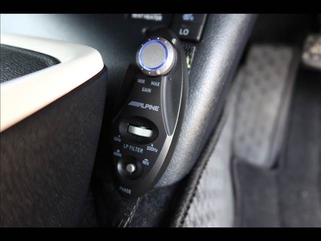 TOYOTA PRIUS 2016 Image 31