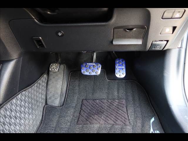 TOYOTA PRIUS 2016 Image 31