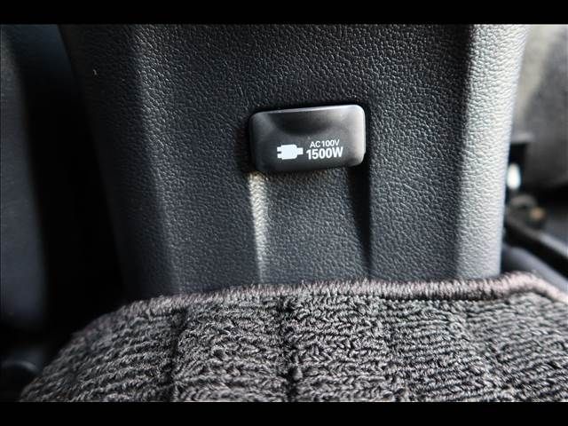 TOYOTA PRIUS 2016 Image 31