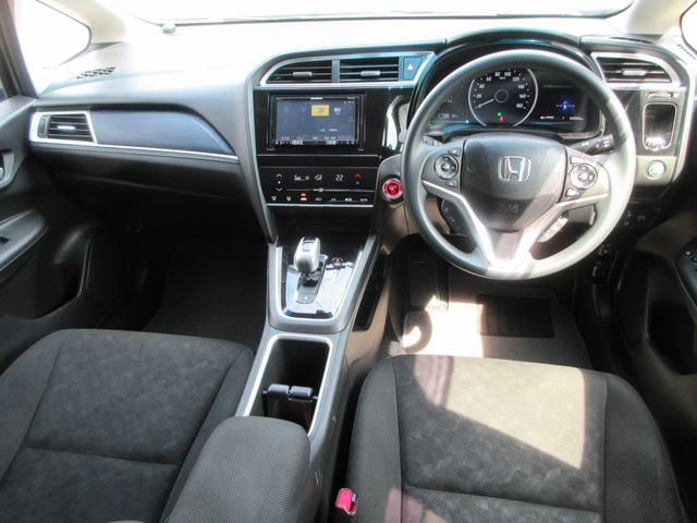 HONDA SHUTTLE HYBRID 2018 Image 31