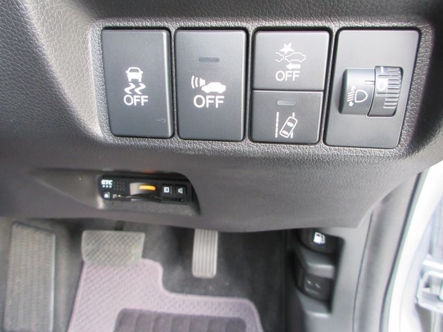 HONDA SHUTTLE HYBRID 2018 Image 31