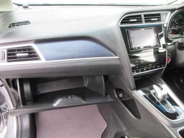 HONDA SHUTTLE HYBRID 2018 Image 31