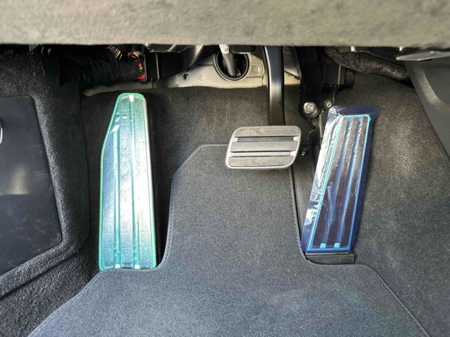 PORSCHE 718CAYMAN 2025 Image 31