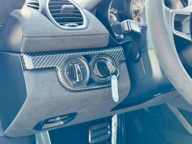 PORSCHE 718CAYMAN 2025 Image 31